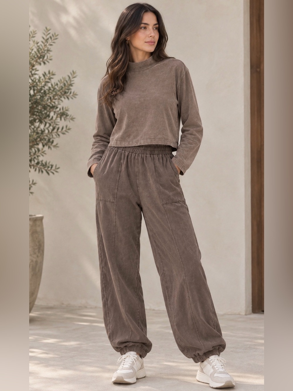 NWT Sundry 2pc Lounge Set Mock Neck Crop Top Elastic Jogger Pants Brown L $260